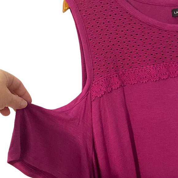 Lane Bryant Swing Collection maroon cold shoulder blouse size 26 28 - Picture 3 of 10